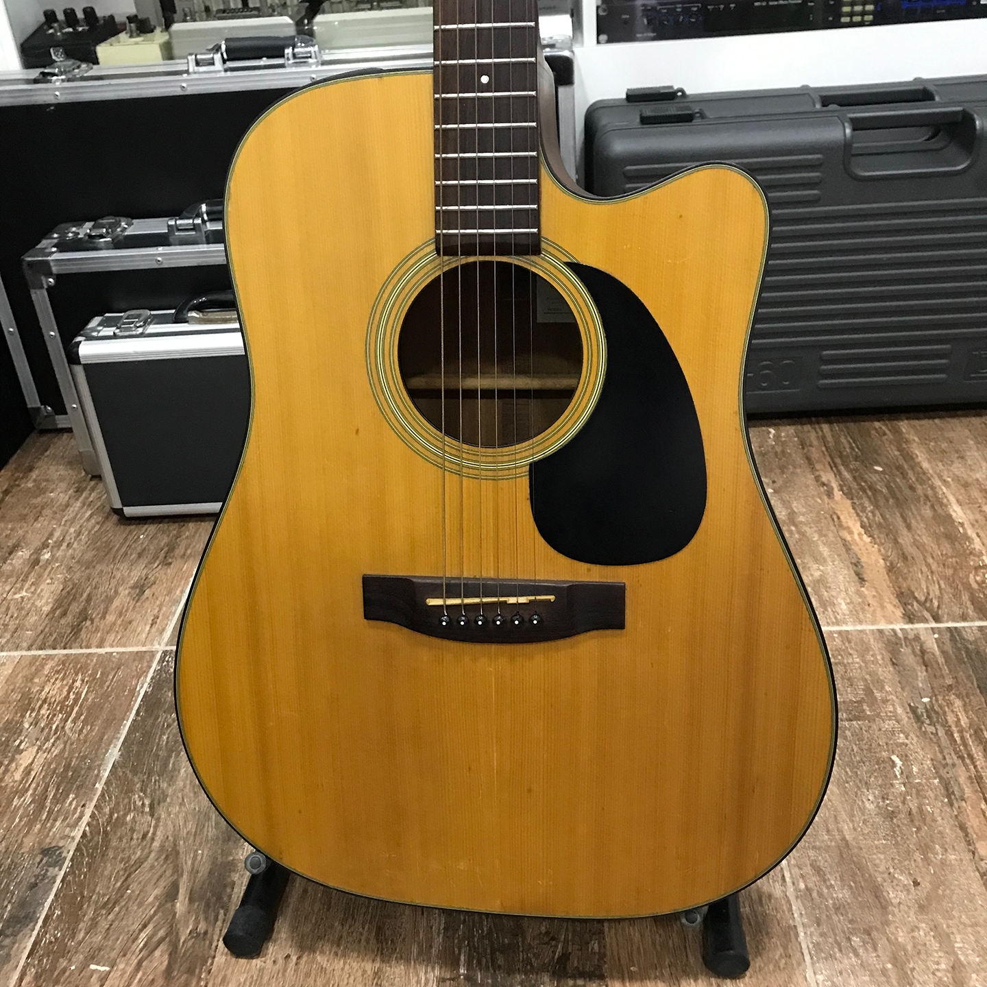 Takamine deals g320 bl