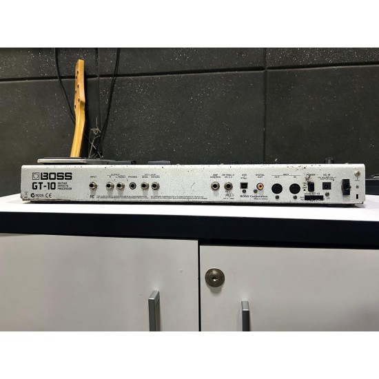 Boss GT-10