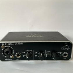 Behringer U-phoria UMC22