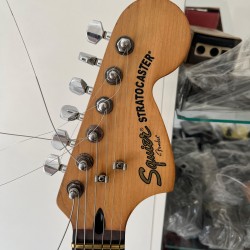 Squier by Fender Sratocaster Standard 2008 Indonésia