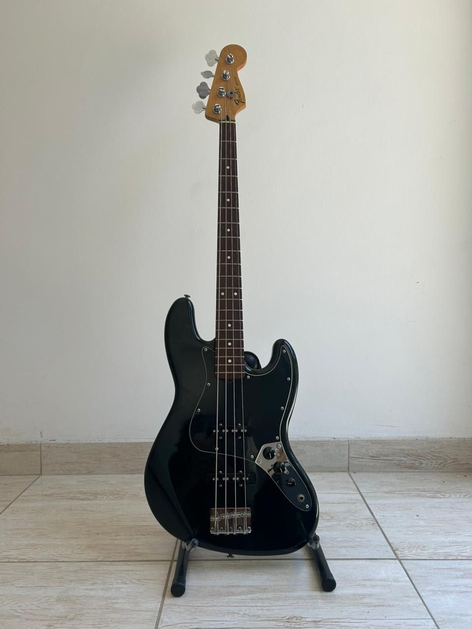 Baixo Fender Jazz Bass Mexico 2010