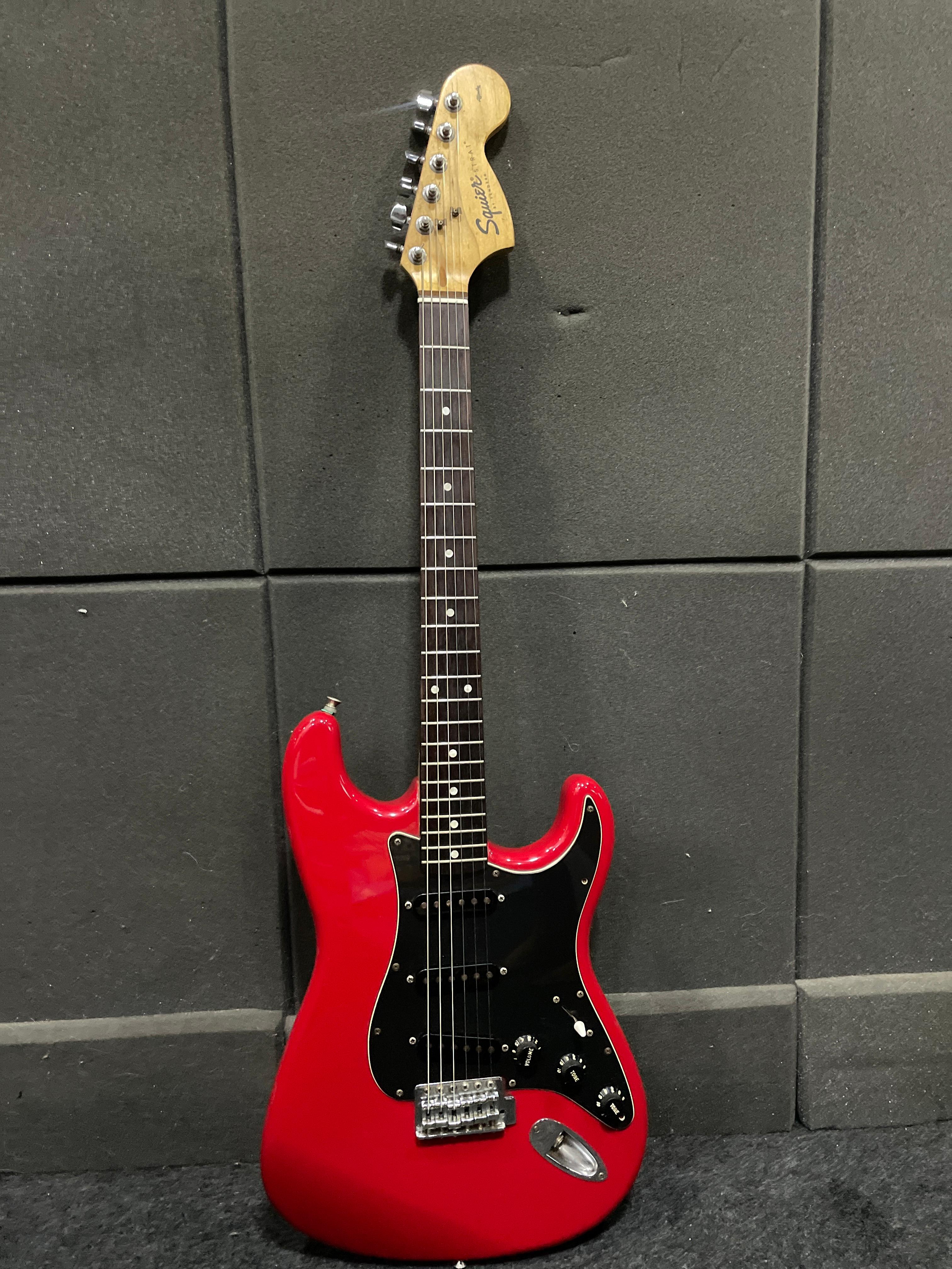 『希少・美品』SQUIER by FENDER STRATOCASTER squier-afinitty1-3024x4032.jpeg